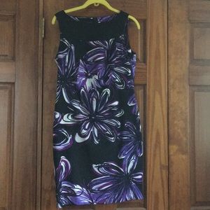 Sleeveless purple dress